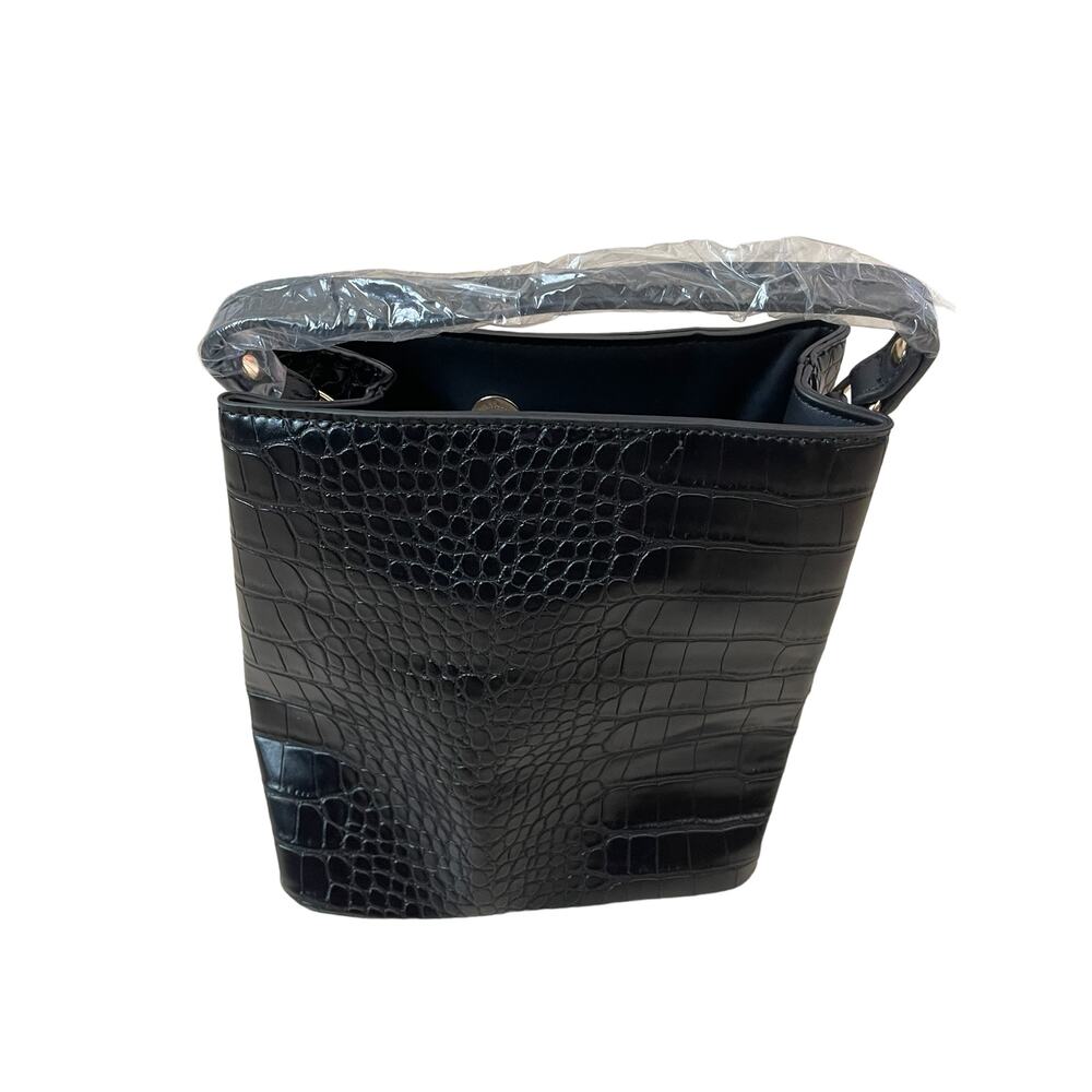 New ~ AOTA ~ Elena Croc Top Handle Bucket Bag - Picture 3 of 8